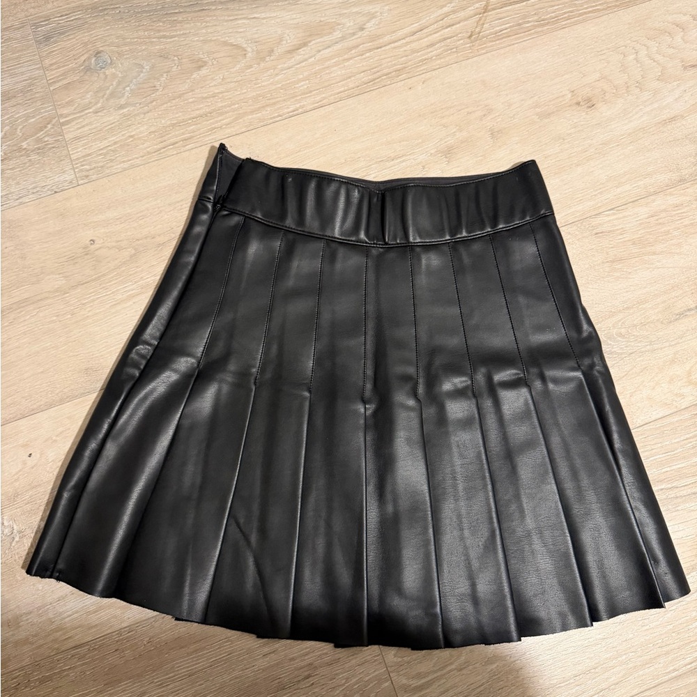 Abercrombie & Fitch Black Vegan Leather Pleated Skirt